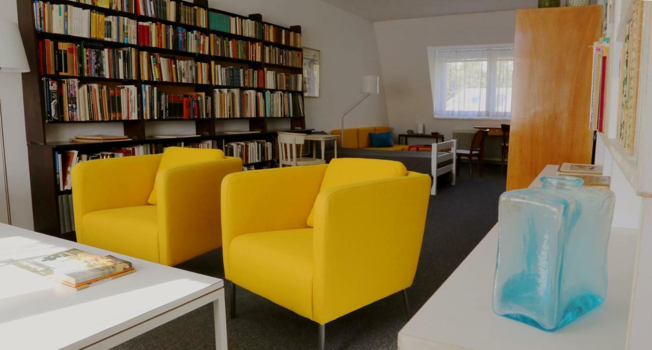 Gem Of Midcentury Design Apartment Vienna